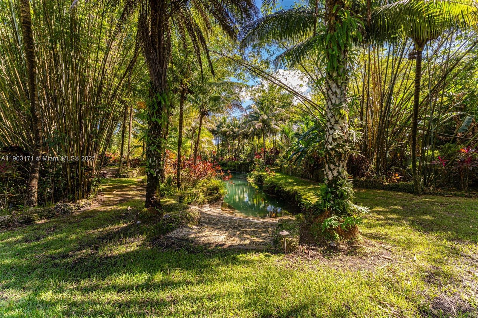 15000 SW 200th St Miami, FL 33187