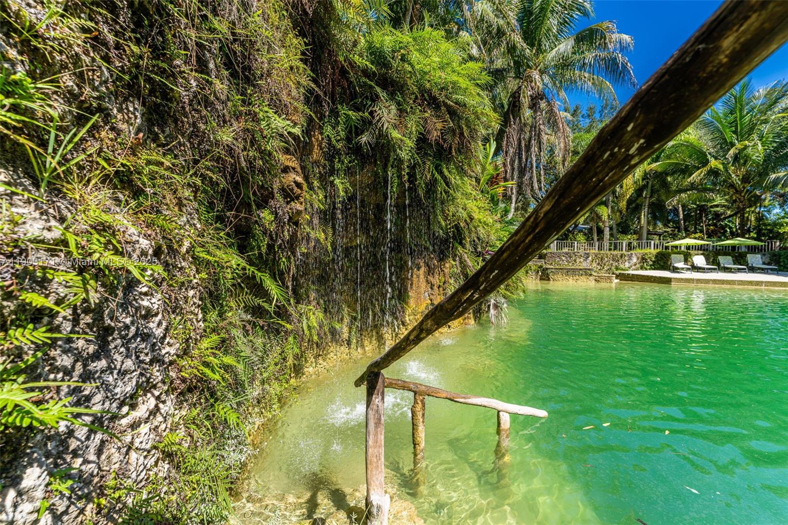 15000 SW 200th St Miami, FL 33187