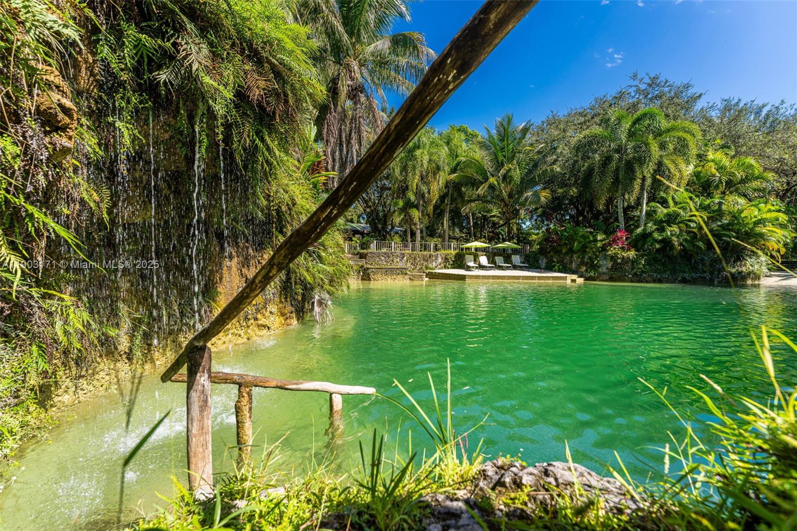 15000 SW 200th St Miami, FL 33187