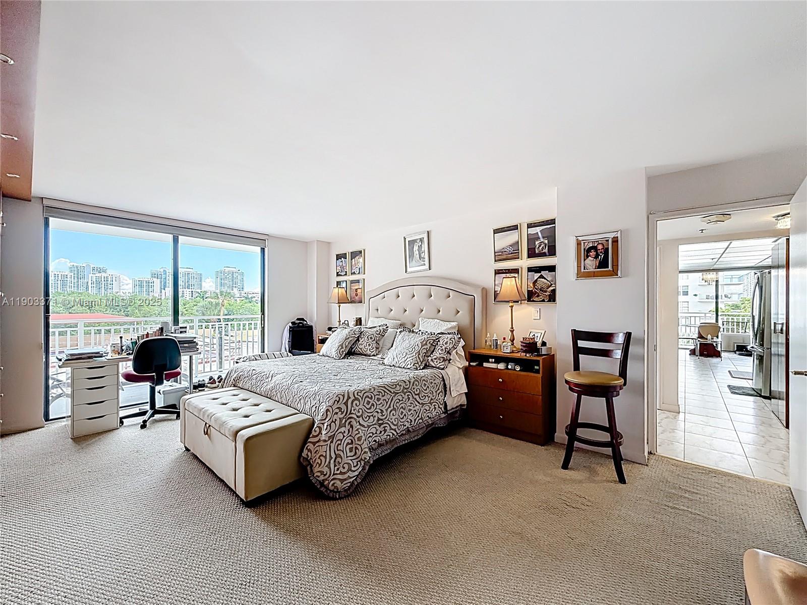 image Winston Towers 60020