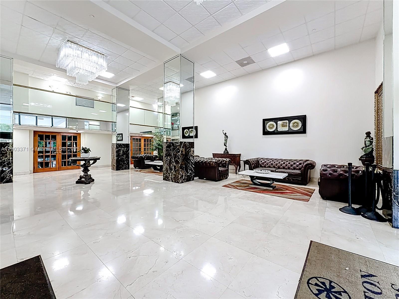 image Winston Towers 60032