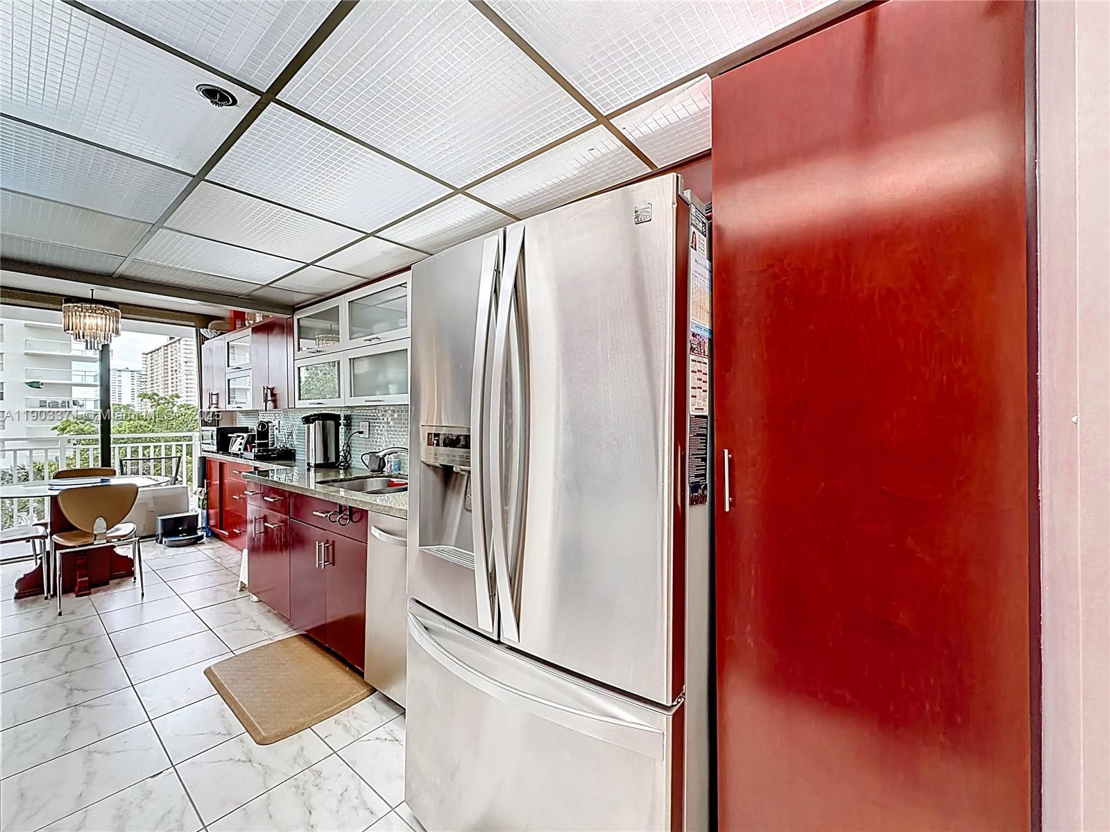 image Winston Towers 6006