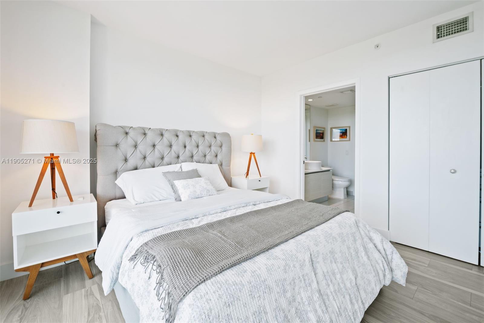 image Baltus House10