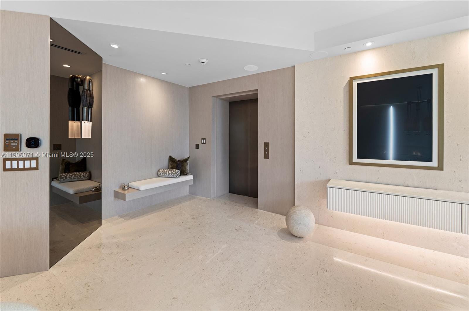 19955 NE 38th Ct #704 Aventura, FL 33180