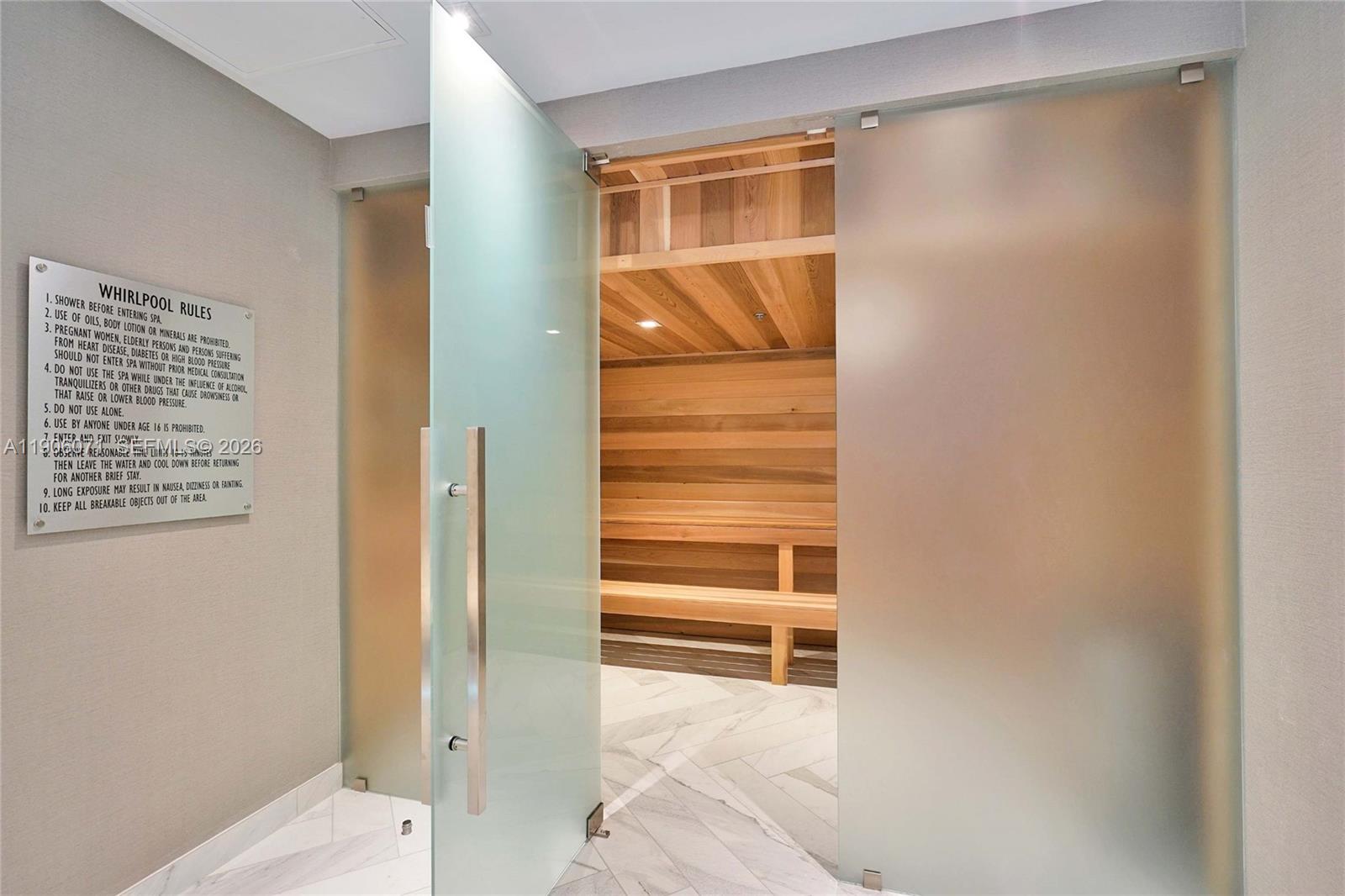 19955 NE 38th Ct #704 Aventura, FL 33180