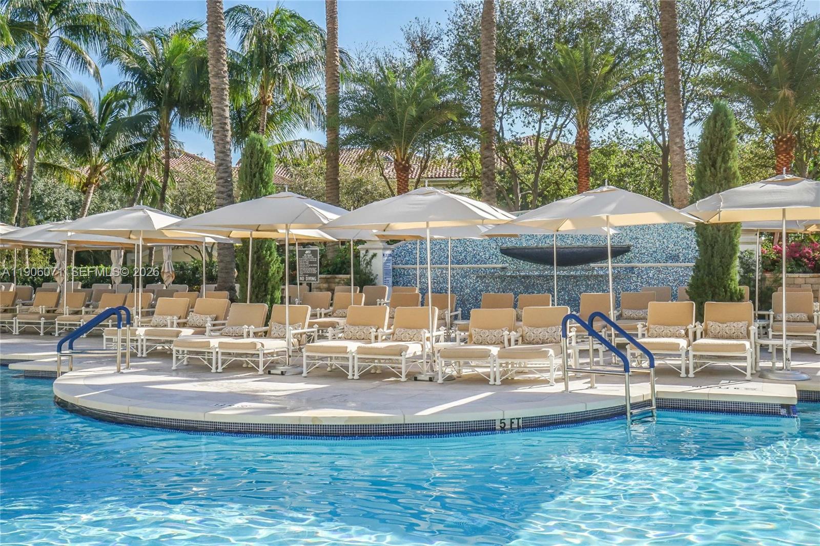 19955 NE 38th Ct #704 Aventura, FL 33180