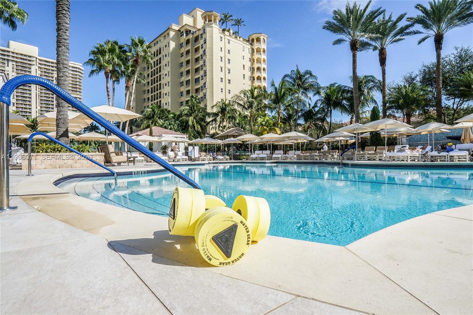 19955 NE 38th Ct #704 Aventura, FL 33180