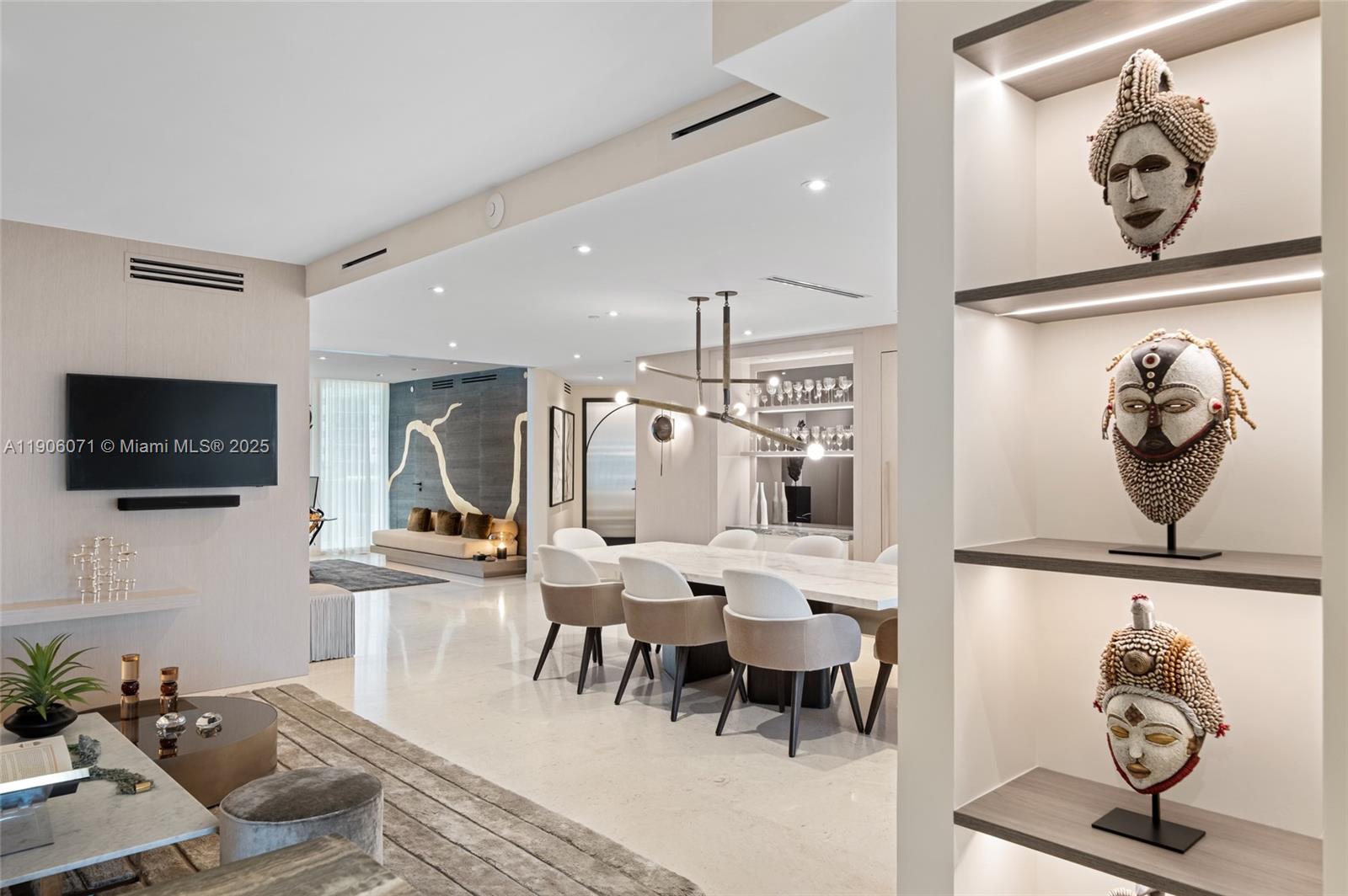 19955 NE 38th Ct #704 Aventura, FL 33180