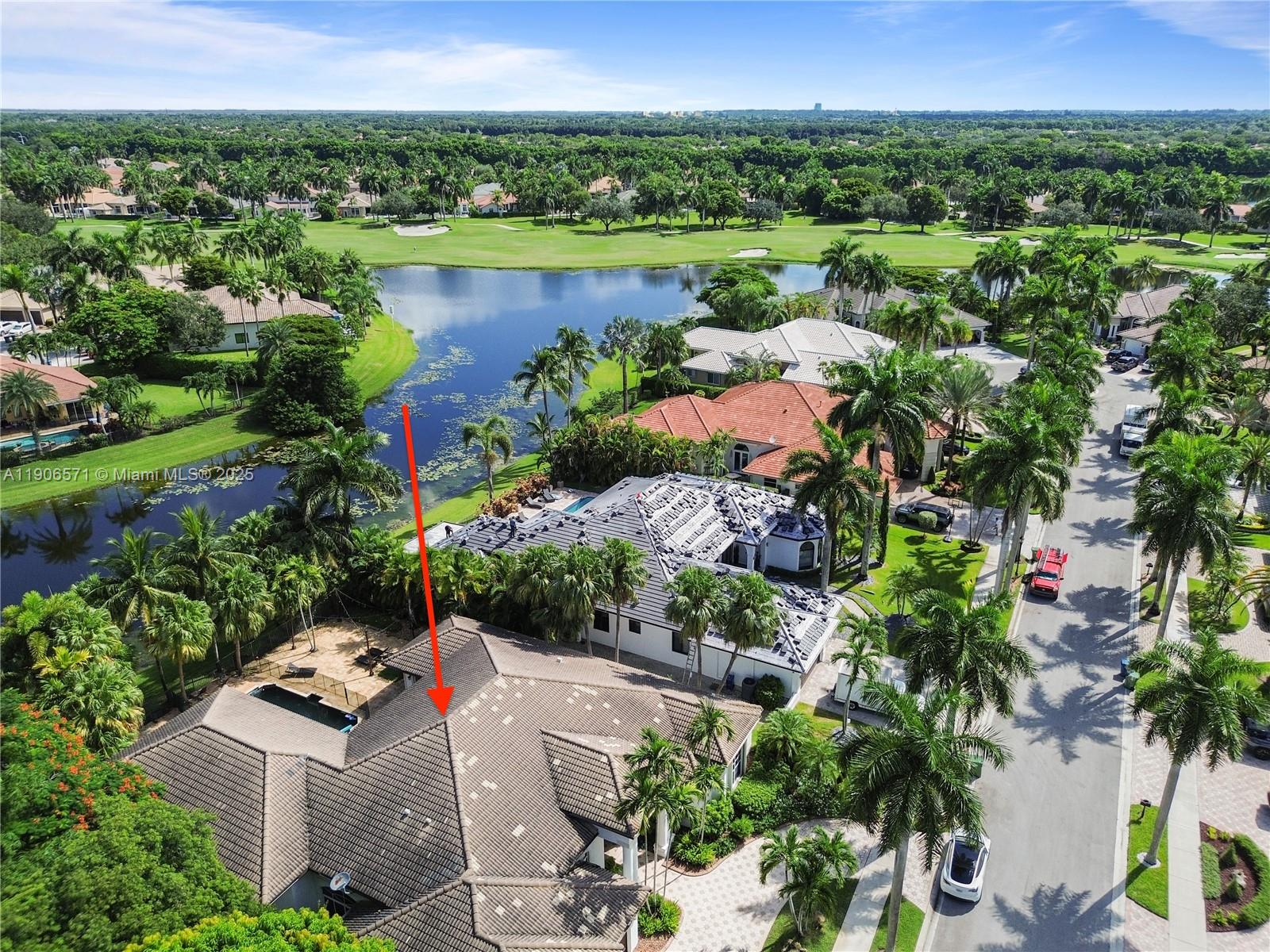 2514 Poinciana Dr Weston, FL 33327