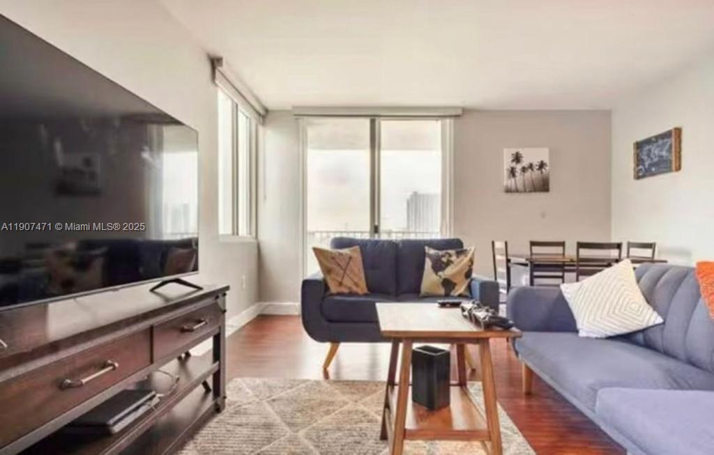 800 N Miami Ave #E-1009