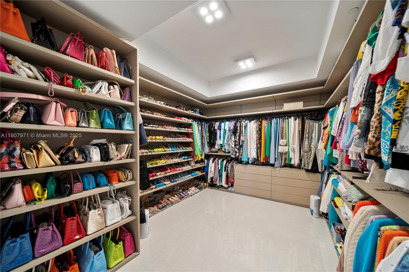 9703 Collins Ave #1900 Bal Harbour, FL 33154