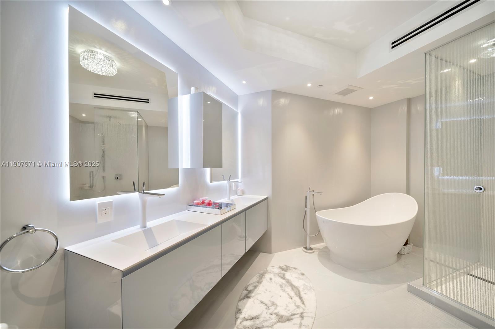 9703 Collins Ave #1900 Bal Harbour, FL 33154