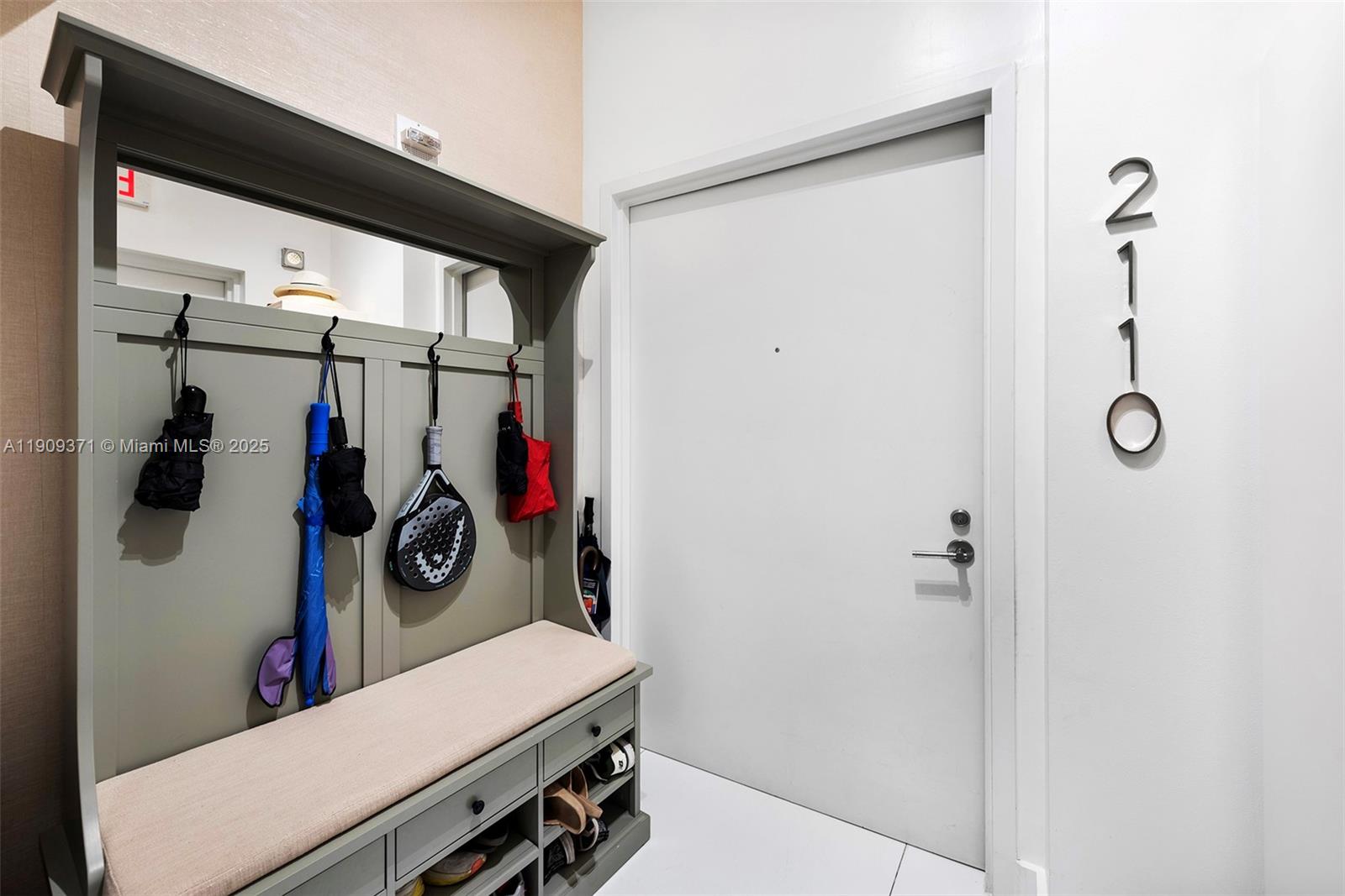 image Paramount Bay29