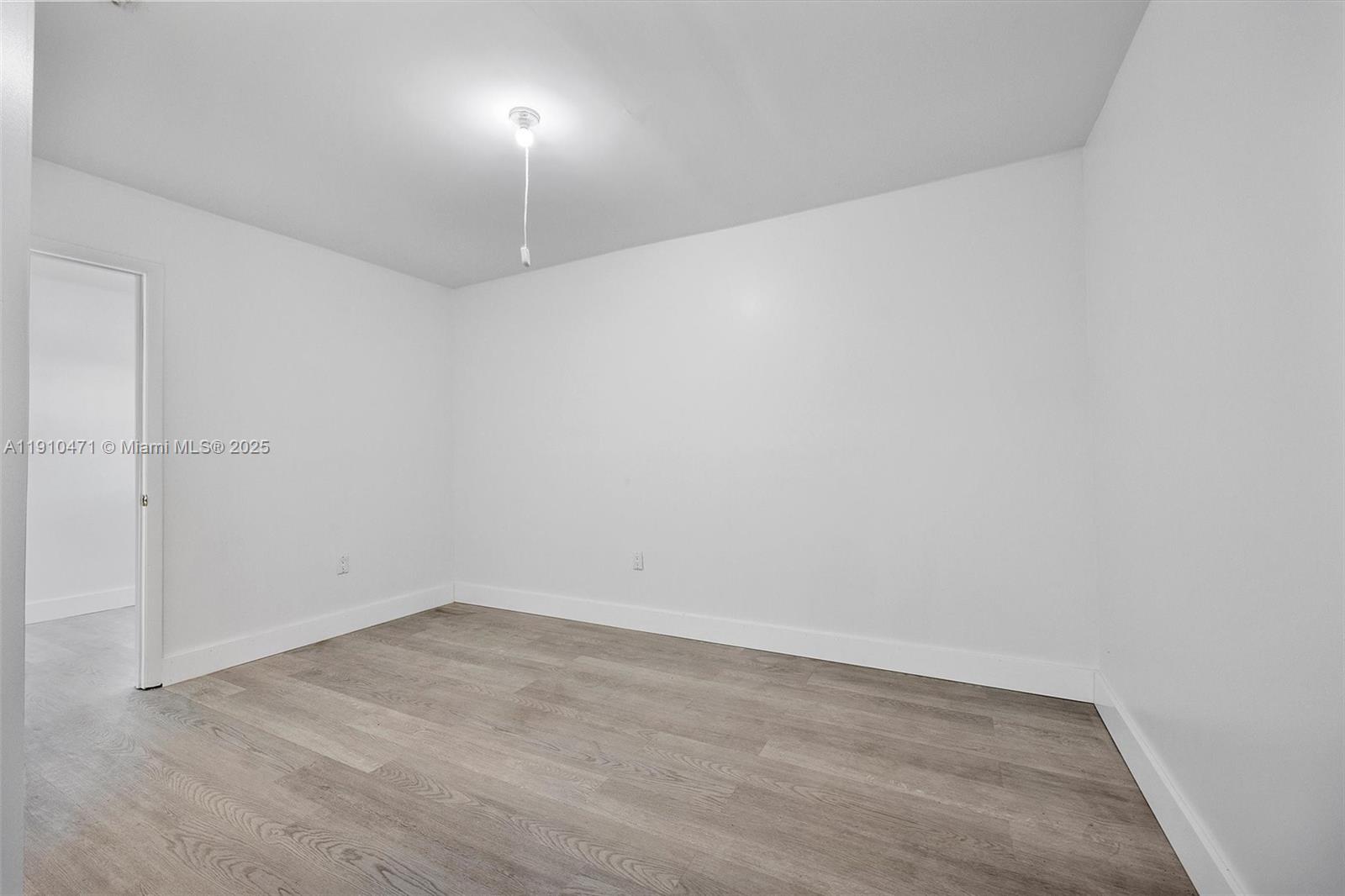 11111 SW 78th Ct Pinecrest, FL 33156