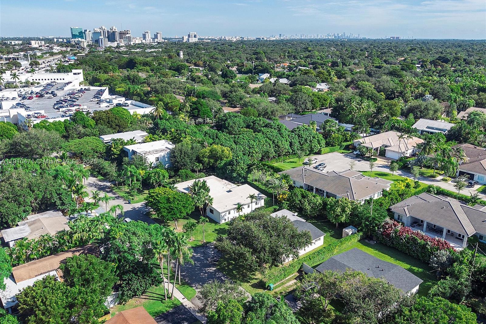 11111 SW 78th Ct Pinecrest, FL 33156