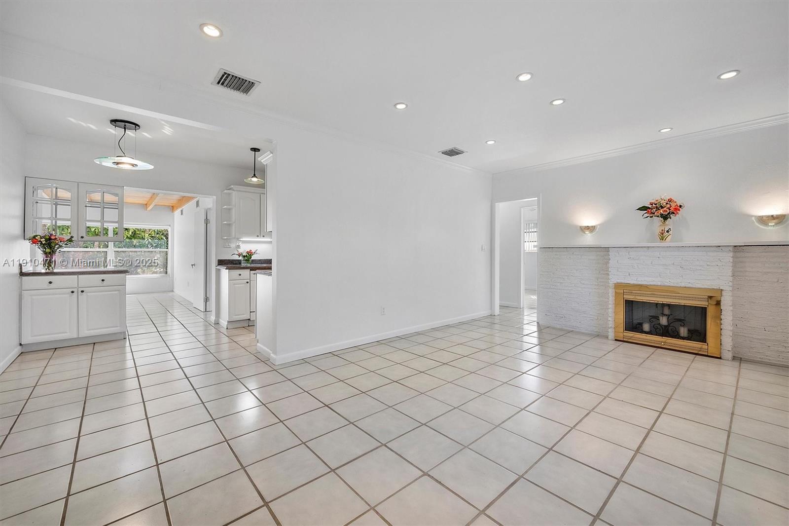 11111 SW 78th Ct Pinecrest, FL 33156