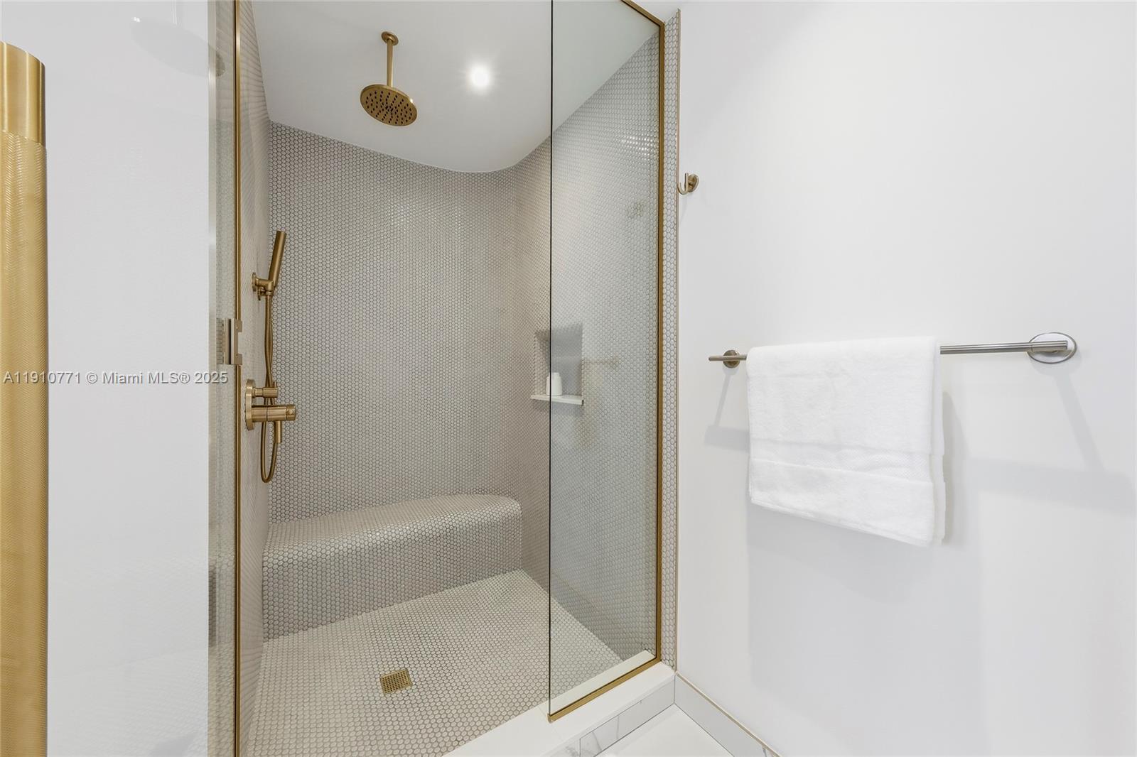 image Mr C Residences19