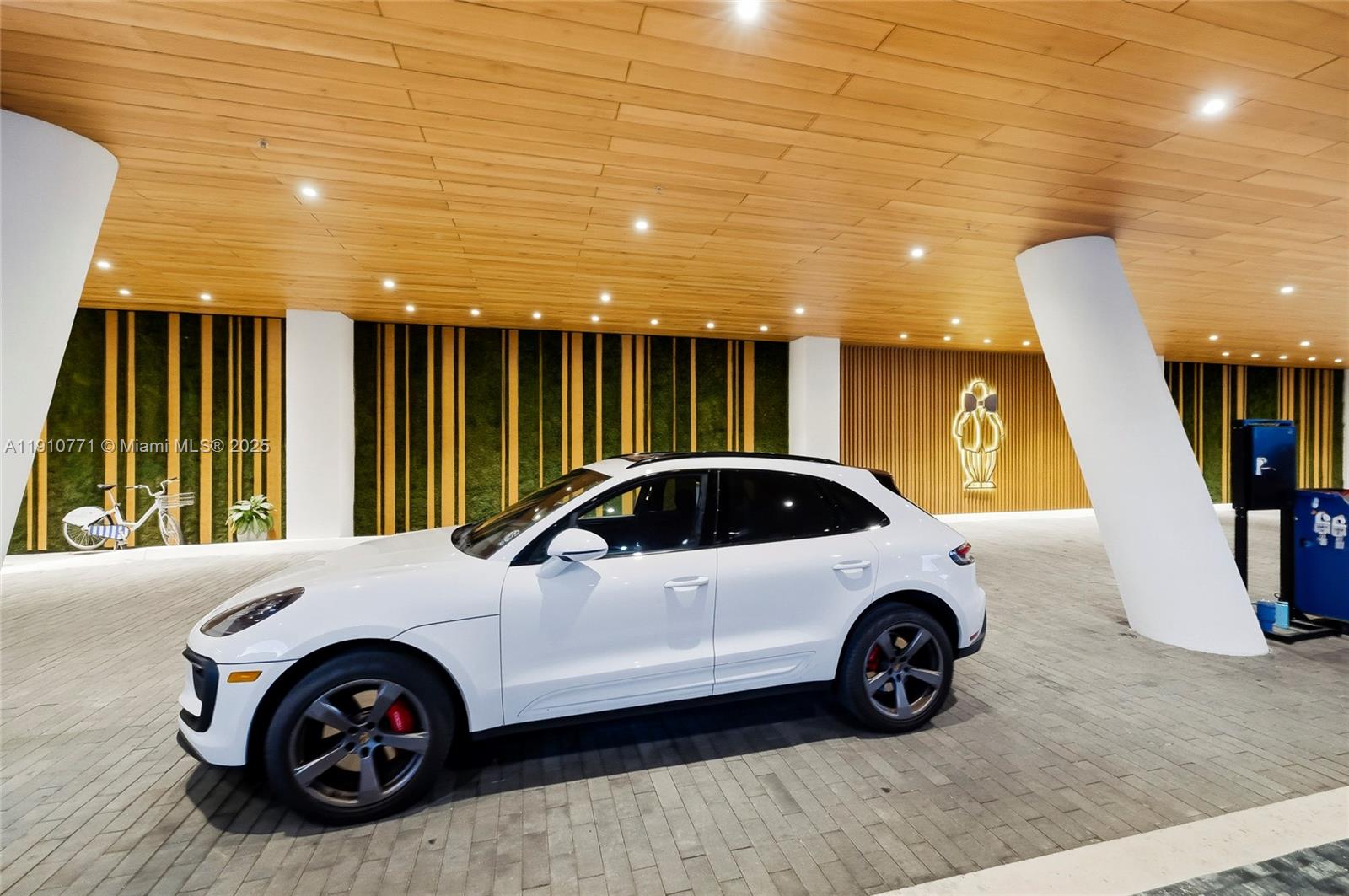 image Mr C Residences69