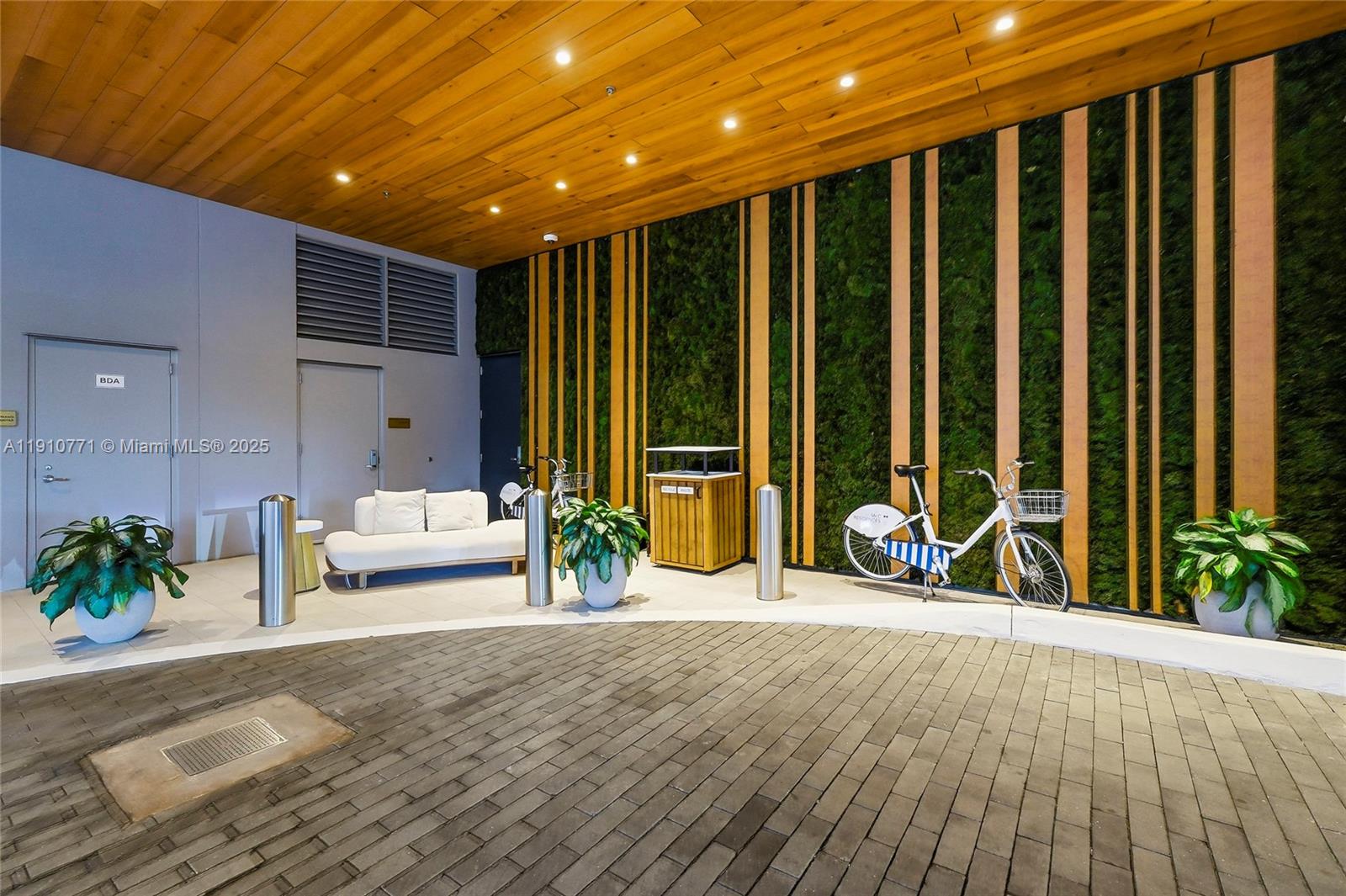 image Mr C Residences70