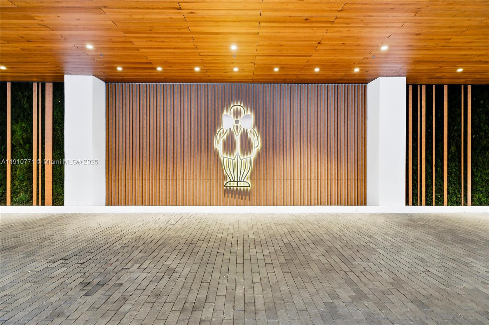 image Mr C Residences71