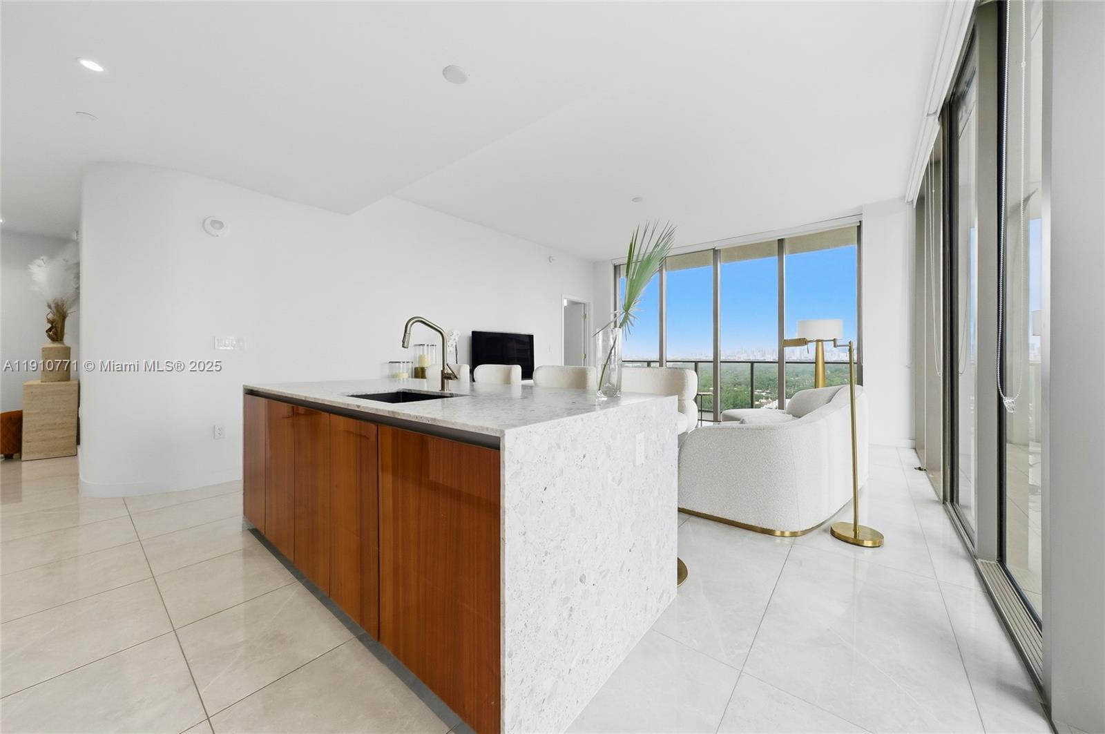 image Mr C Residences7