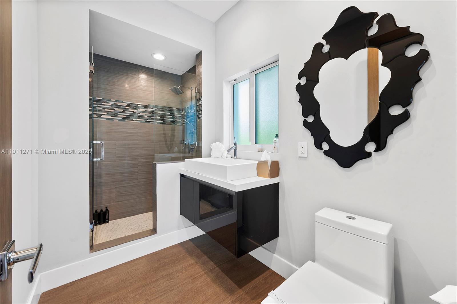 1319 Seminole Dr Fort Lauderdale, FL 33304