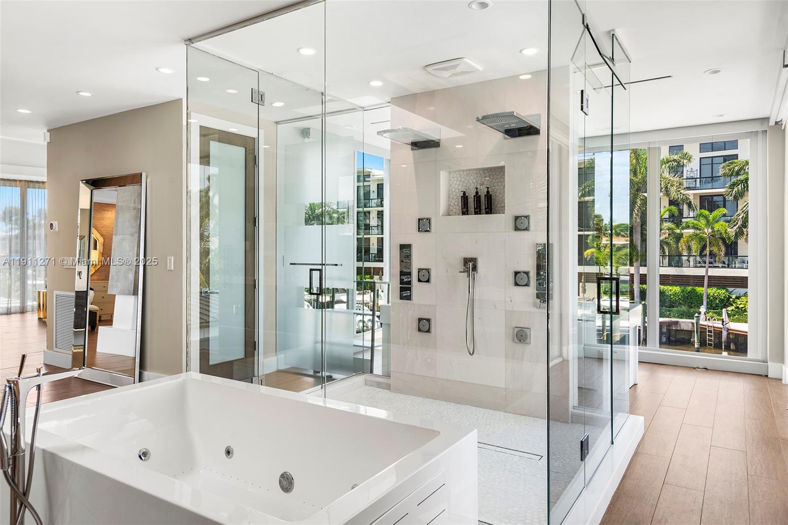 1319 Seminole Dr Fort Lauderdale, FL 33304