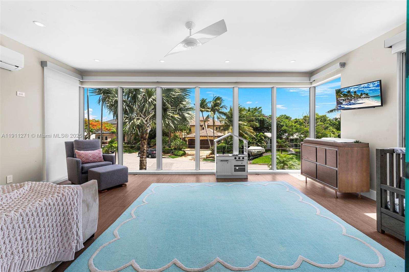 1319 Seminole Dr Fort Lauderdale, FL 33304