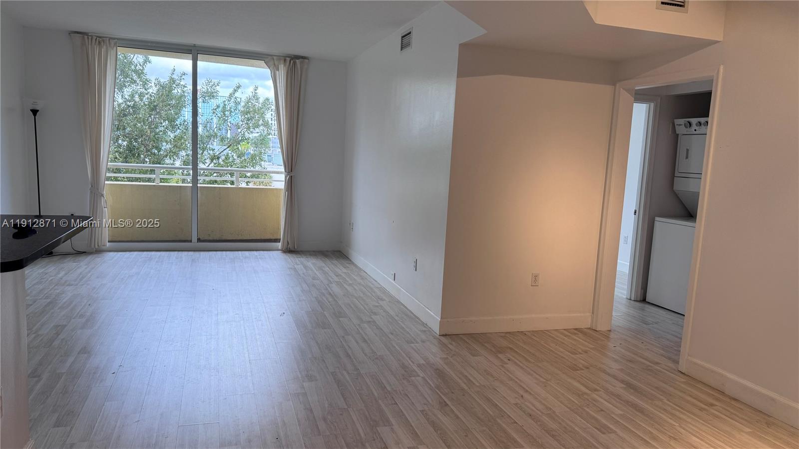 18800 NE 29th Ave #303