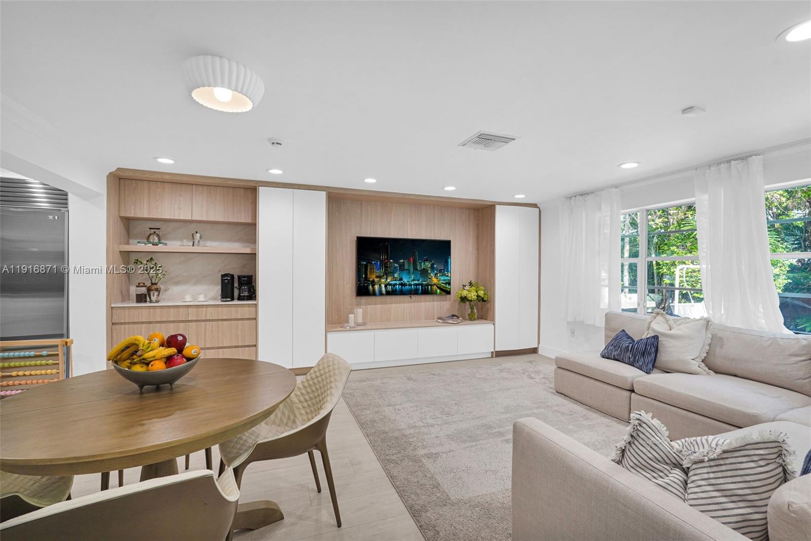 145 Bal Bay Dr Bal Harbour, FL 33154