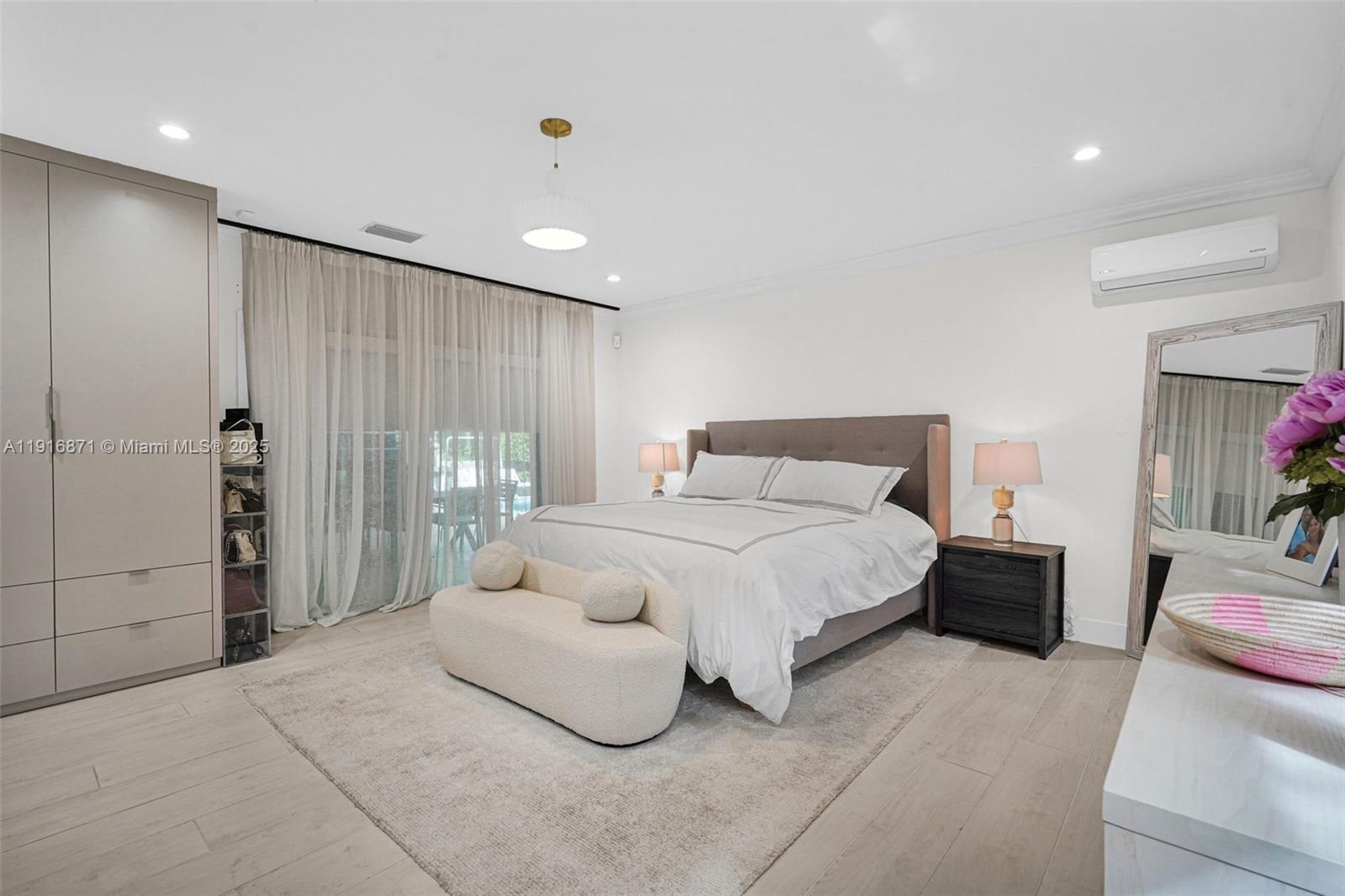 145 Bal Bay Dr Bal Harbour, FL 33154