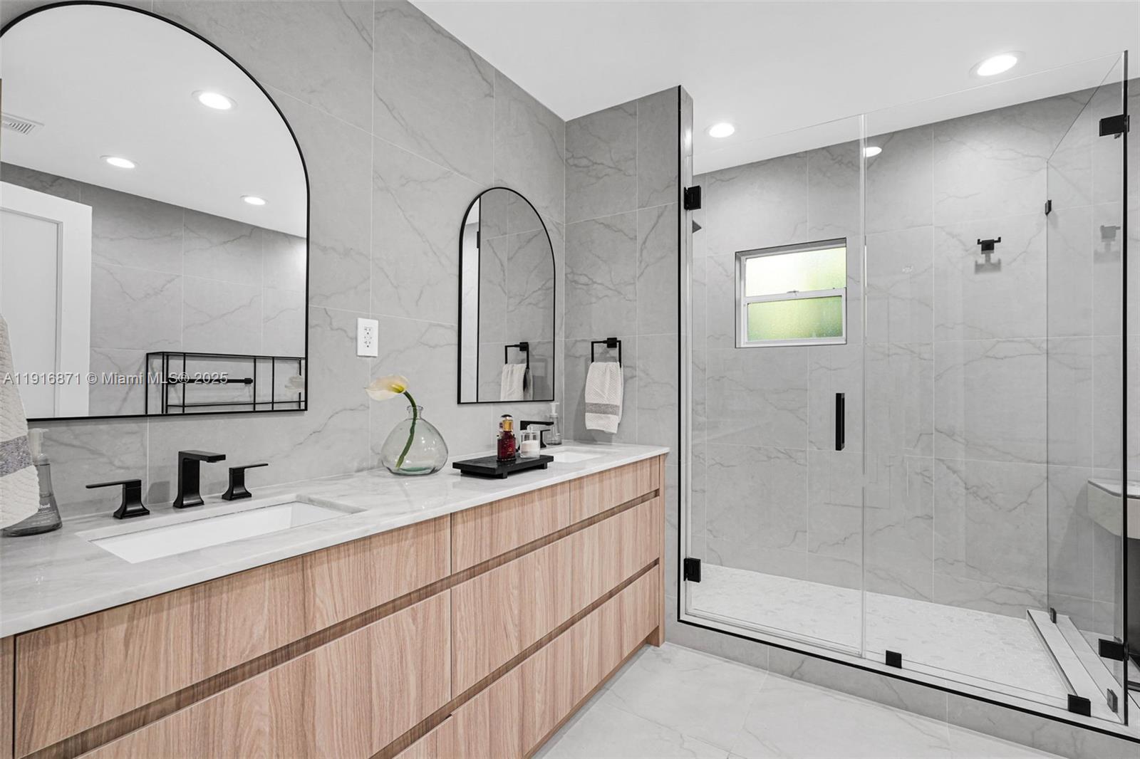 145 Bal Bay Dr Bal Harbour, FL 33154