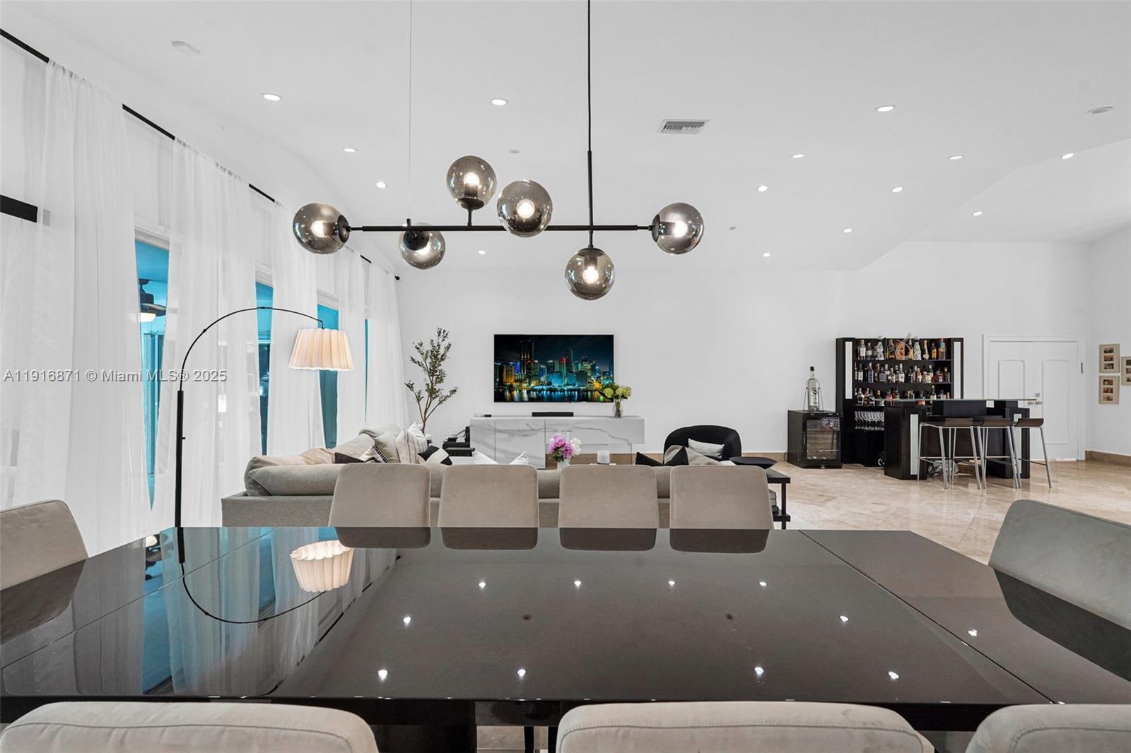 145 Bal Bay Dr Bal Harbour, FL 33154