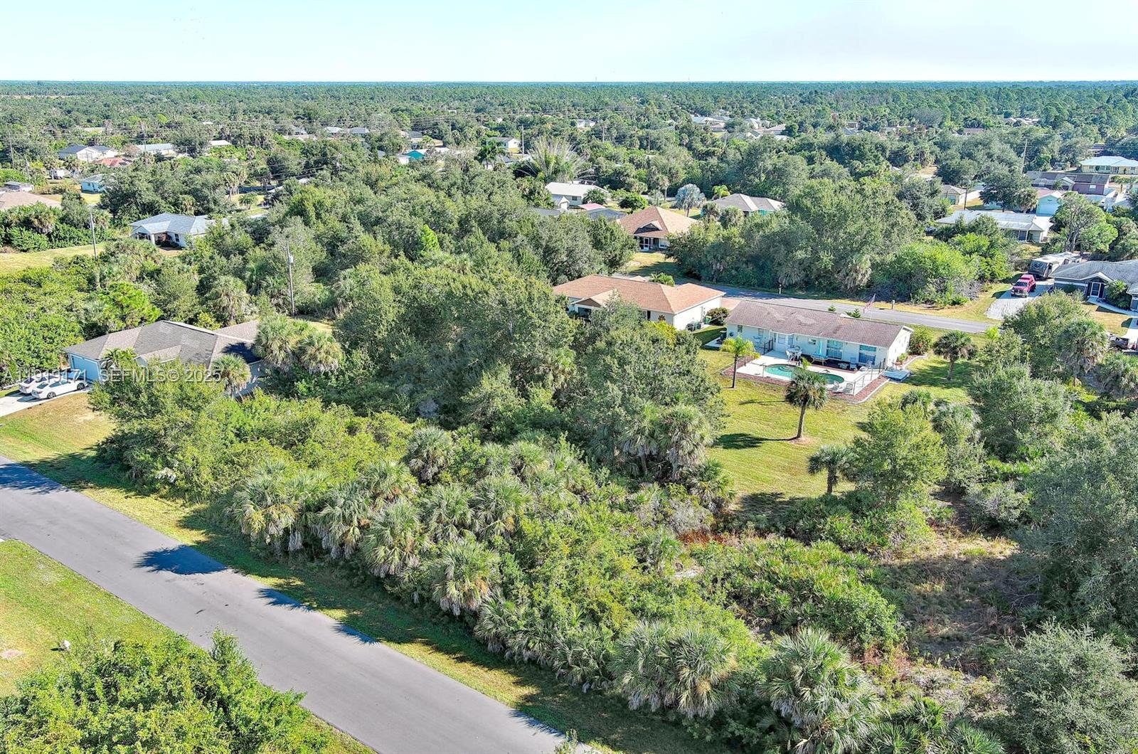 6184 Lomax St, Other, FL 34224