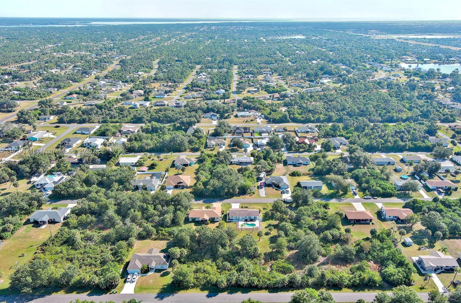 6184 Lomax St Other, FL 34224