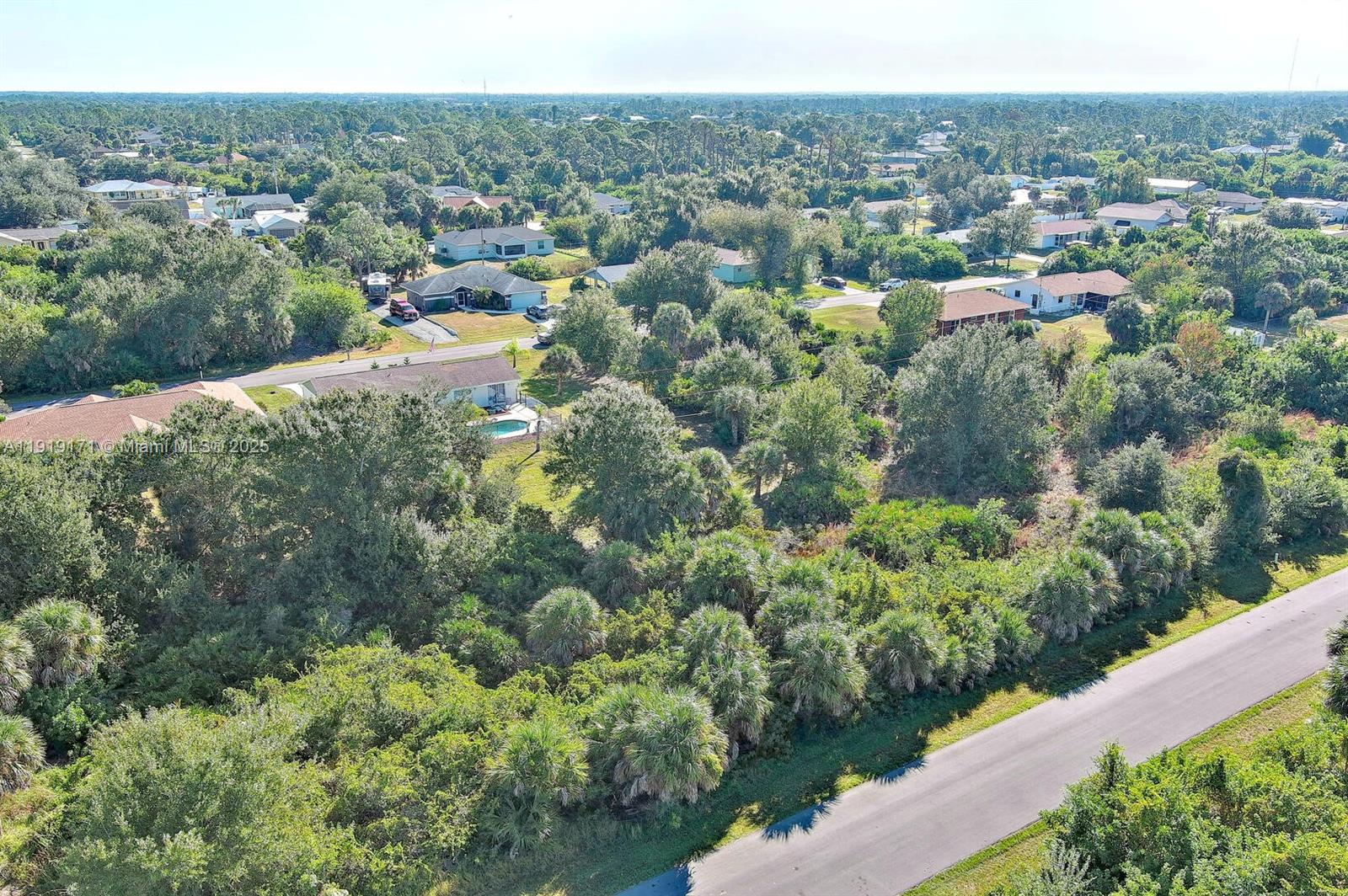 6184 Lomax St Other, FL 34224