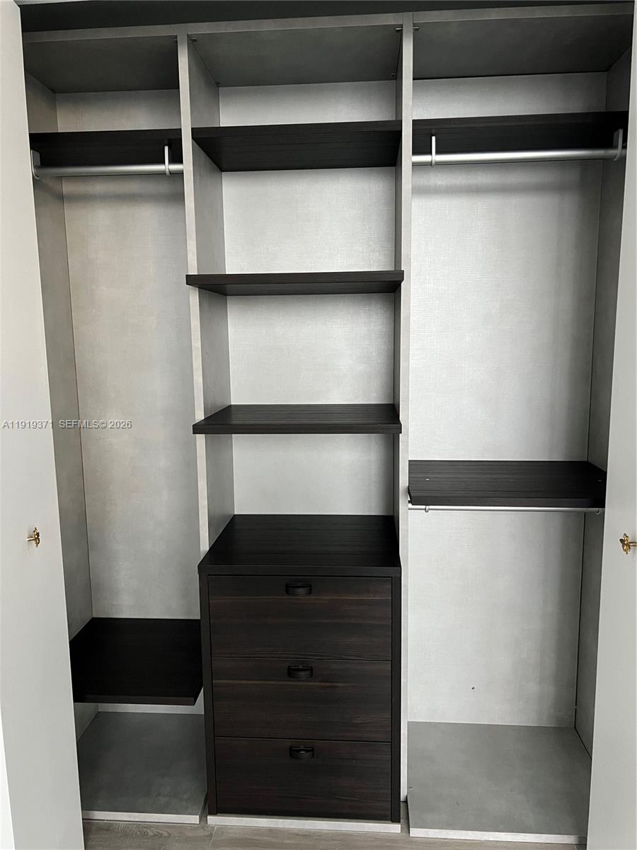 image Brickell Heights West10