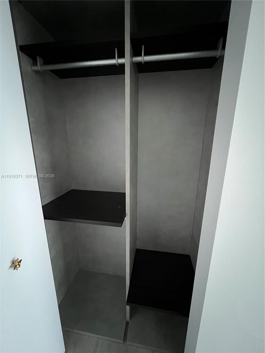 image Brickell Heights West11