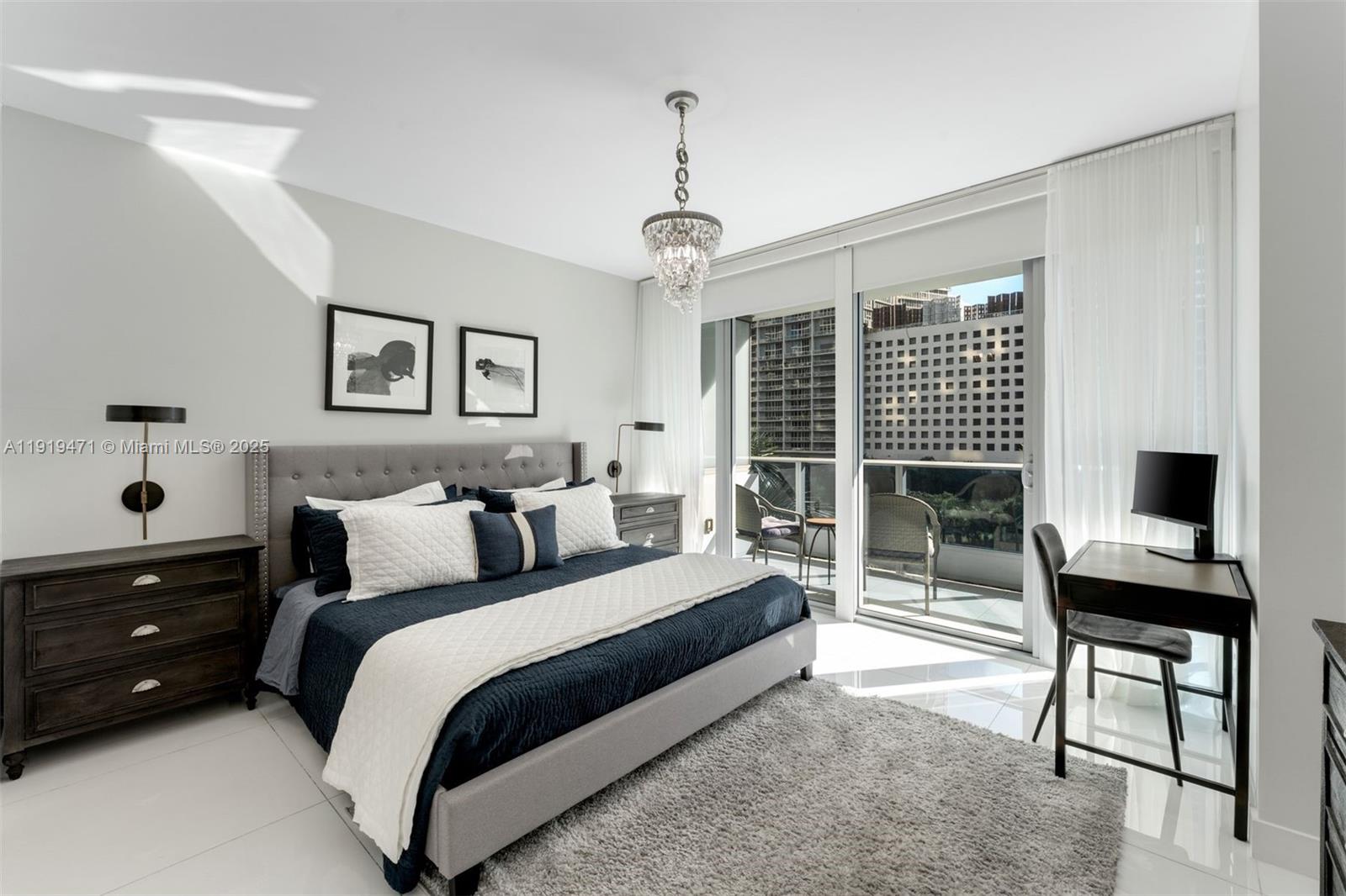 200 Biscayne Blvd Way #303 Miami, FL 33131