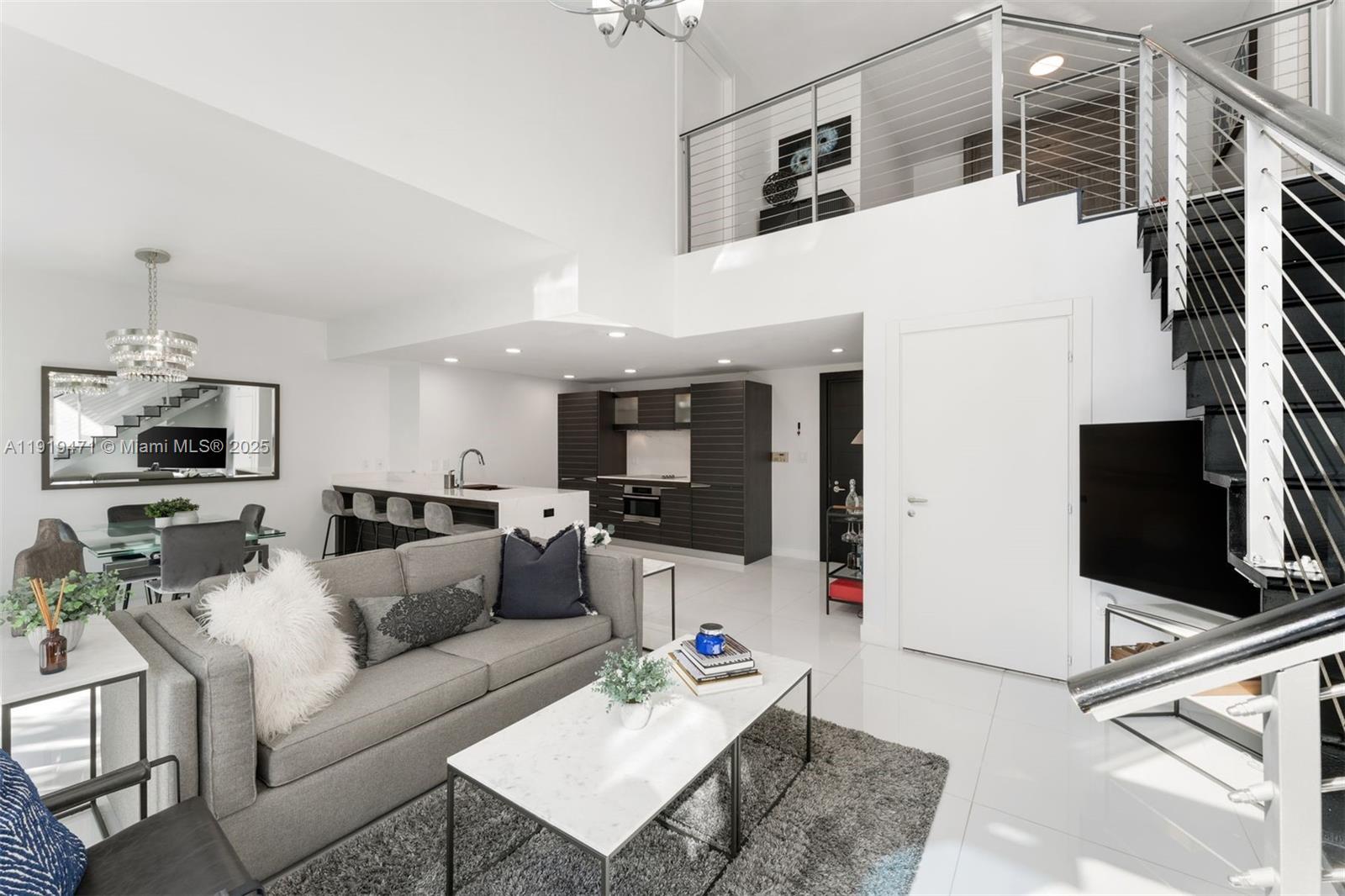 200 Biscayne Blvd Way #303 Miami, FL 33131