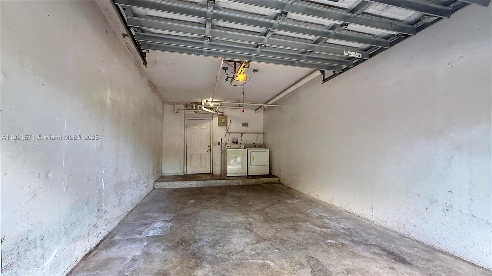 4177 N Haverhill Rd #814 West Palm Beach, FL 33417