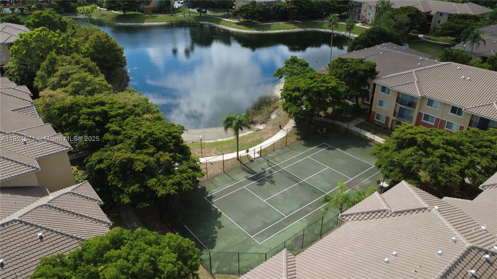 4177 N Haverhill Rd #814 West Palm Beach, FL 33417