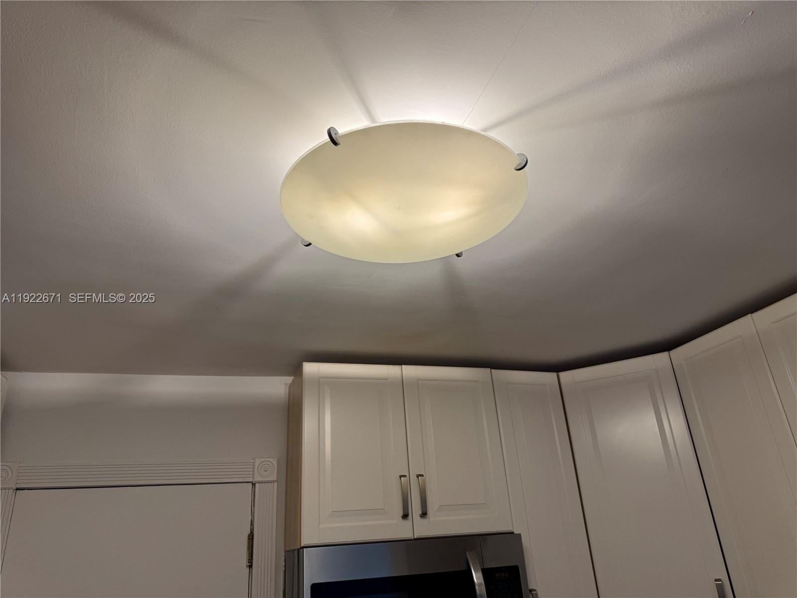 9500 W Bay Hbr Dr #7H Bay Harbor Islands, FL 33154