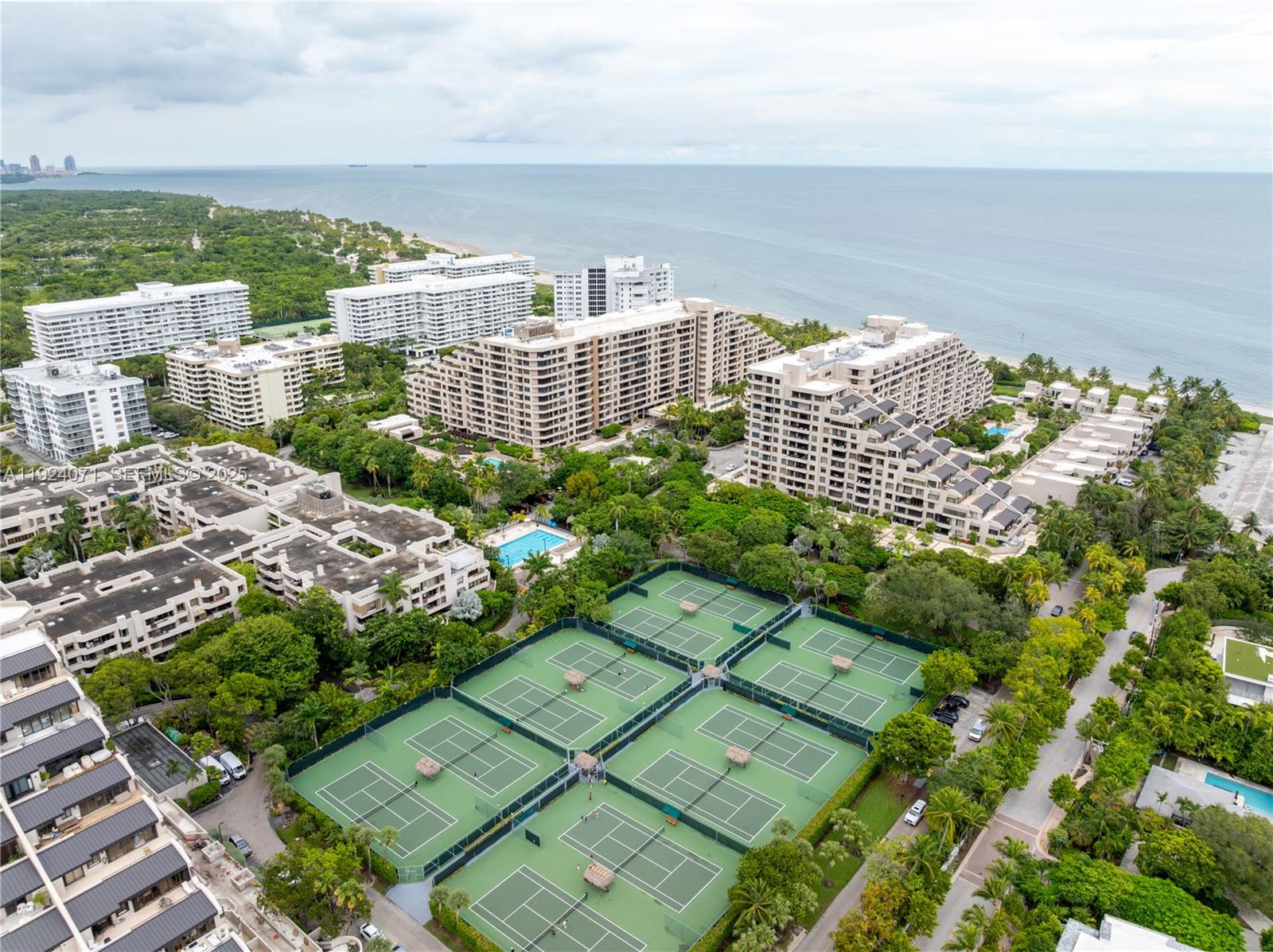 101 Crandon Blvd #379 Key Biscayne, FL 33149