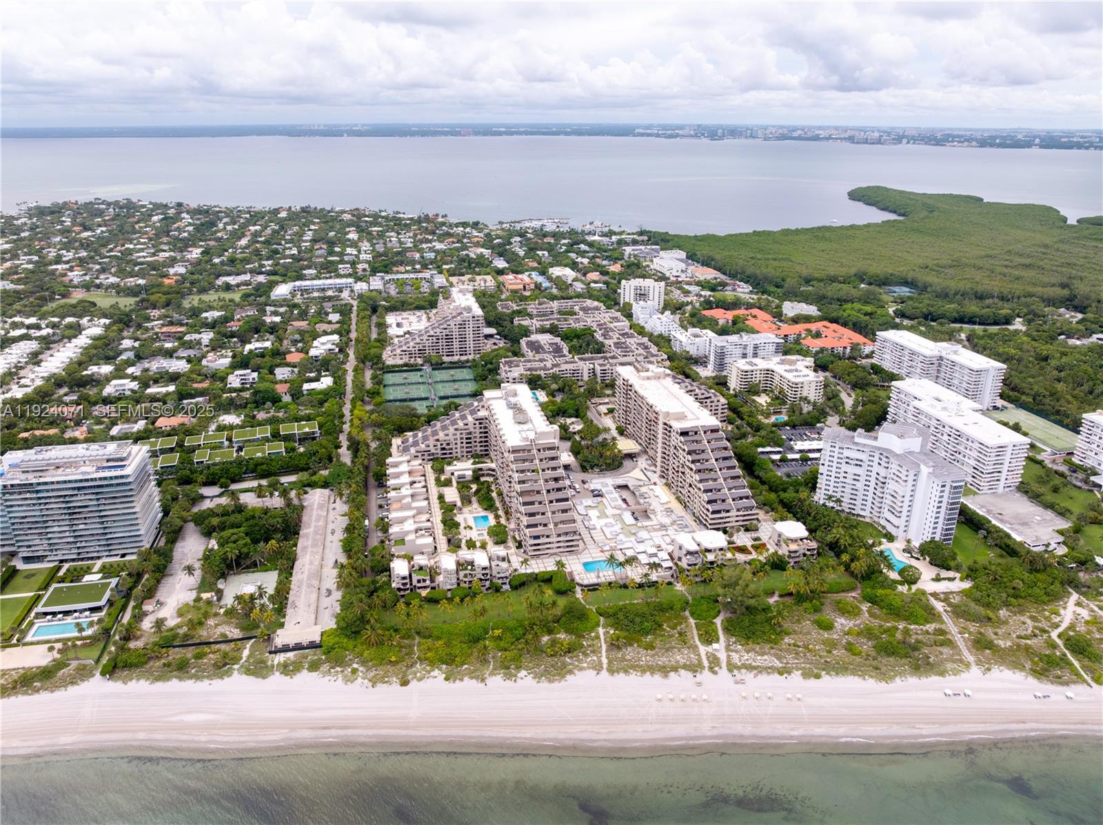 101 Crandon Blvd #379 Key Biscayne, FL 33149