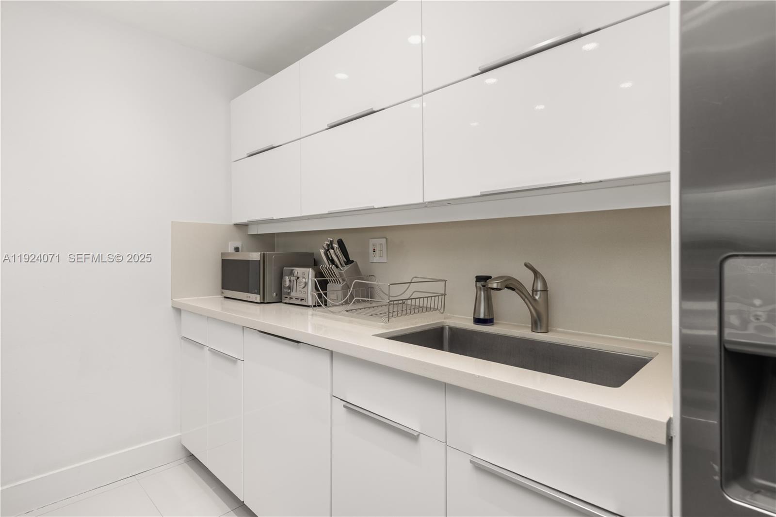 101 Crandon Blvd #379 Key Biscayne, FL 33149