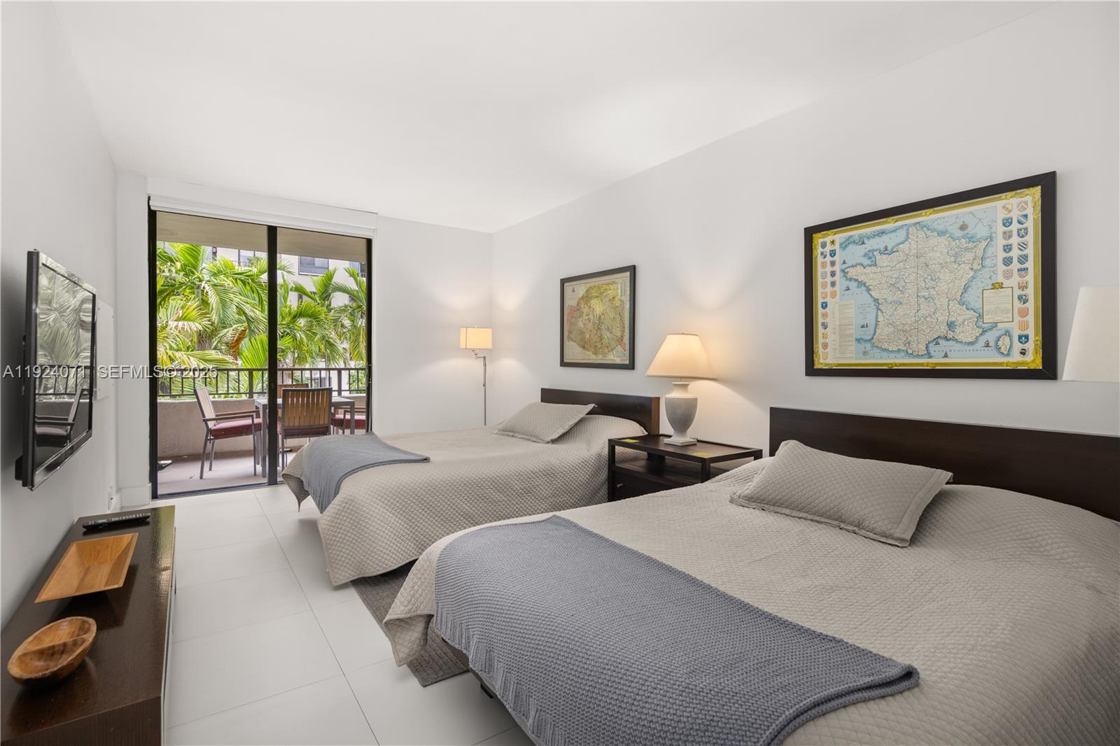 101 Crandon Blvd #379 Key Biscayne, FL 33149