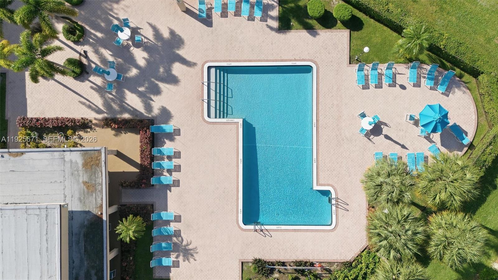 2379 SW 15th St #107 Deerfield Beach, FL 33442