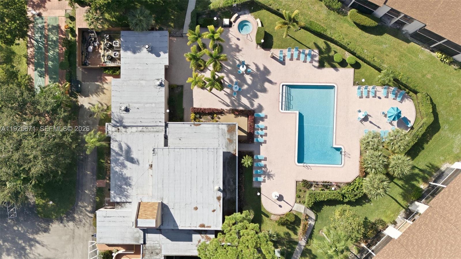 2379 SW 15th St #107 Deerfield Beach, FL 33442