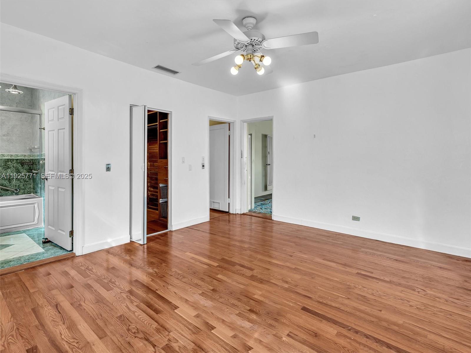 2443 N Meridian Ave Miami Beach, FL 33140